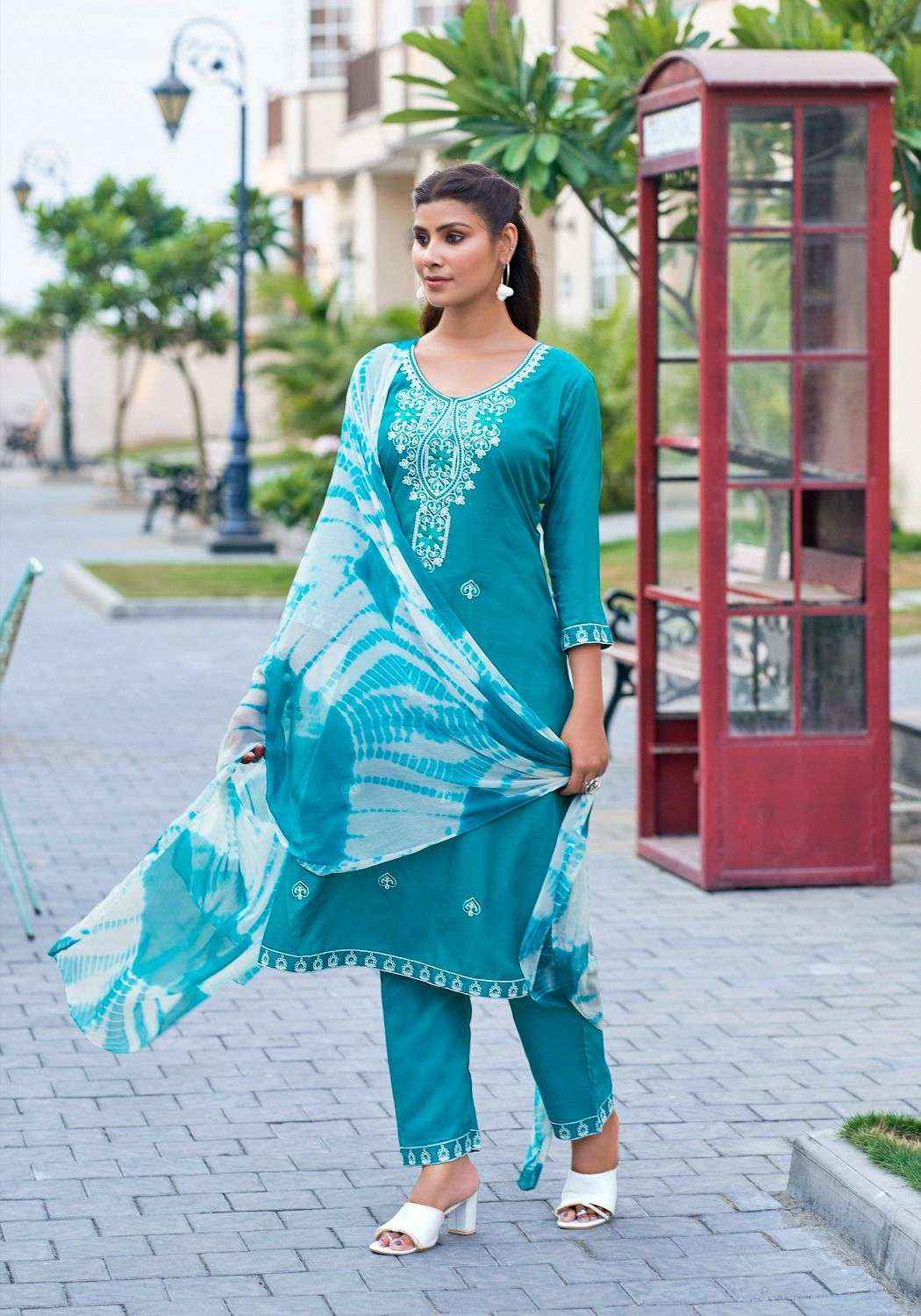 MYSTIC 9 KARACHI VOL 1 RAYON LUCKNOWI DESIGNER SUITS ( 8 PCS CATALOG )