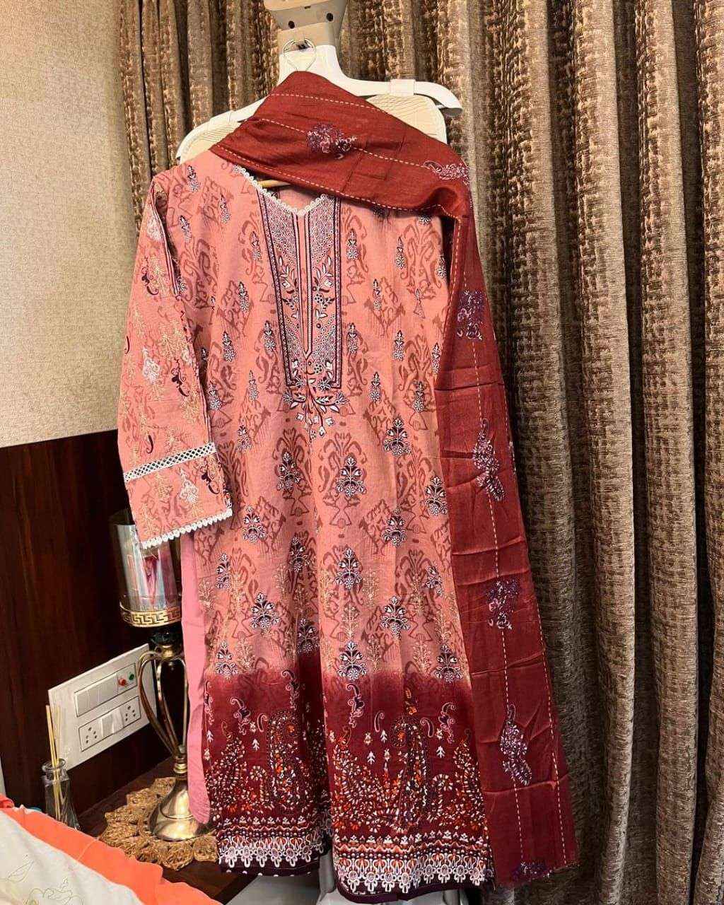 TAWAKKAL FABRICS MEHROZ VOL 7 READY MADE PAKISTANI SUITS ( 10 PCS CATALOG )