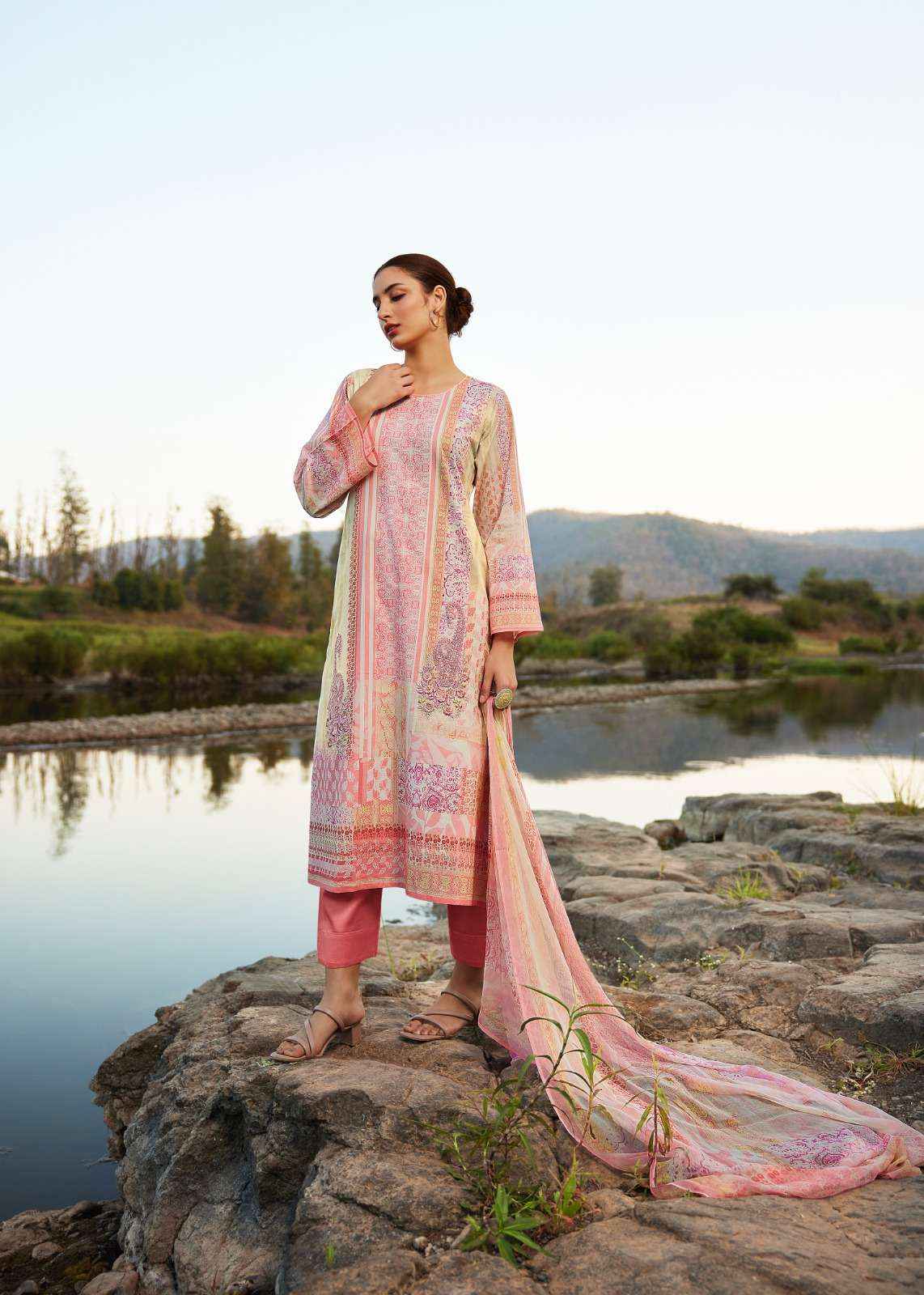 SADHANA FASHION RAAZIA WHOLESALE LAWN COTTON DRESS MATERIAL ( 8 PCS CATALOG )